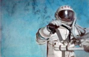 Первый выход человека в открытый космос: дата, интересные факты Когда был открыт космос