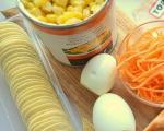 Салат с корейской морковкой и чипсами для праздника