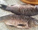 How to cook delicious crucian fish soup