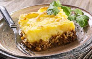 Casserole with mushrooms and minced meat