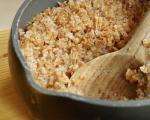 Hidangan paling menarik terbuat dari millet, jelai mutiara, jagung, dan biji-bijian gandum. Biji-bijian gandum sederhana