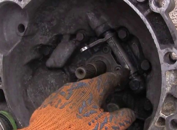 clutch fork replacement cost